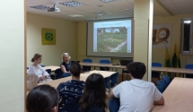 Studenci UAM w Poznaniu rozmawiali o roli rodzinnych ogrodów działkowych w Poznaniu